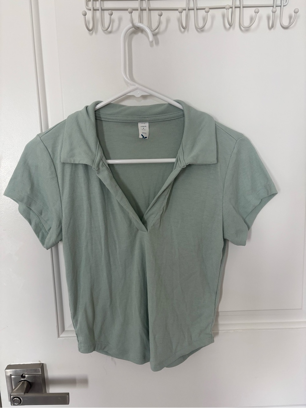 Old Navy Short Sleeve Collared Top in Sage Green